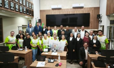 Câmara de Paranaíba homenageia Instituto Irmã Emiliana por atuação social no município