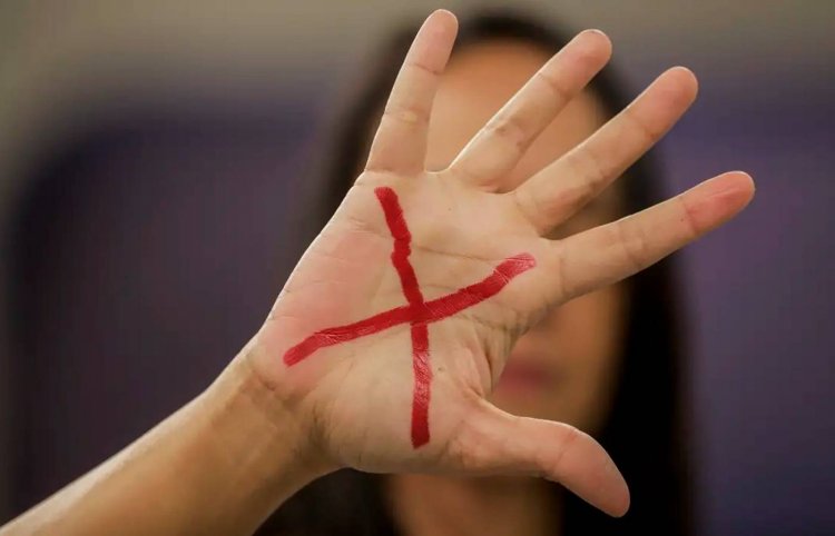 Violência doméstica: 7 em cada 10 agressões acontecem diante de outras pessoas